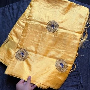 Saree with embroidery and tassels